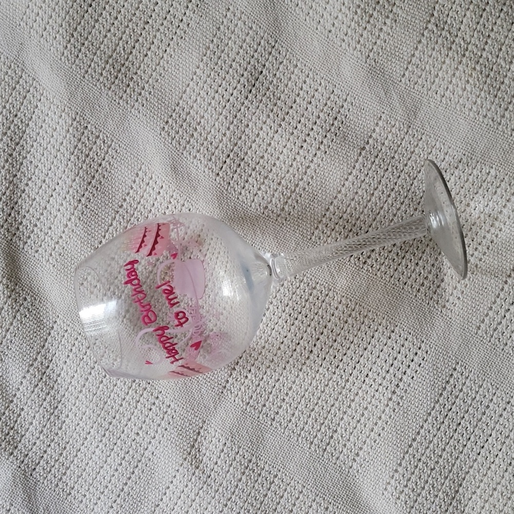 HAPPY BIRTHDAY TO ME Wine Glass Birthday Girl